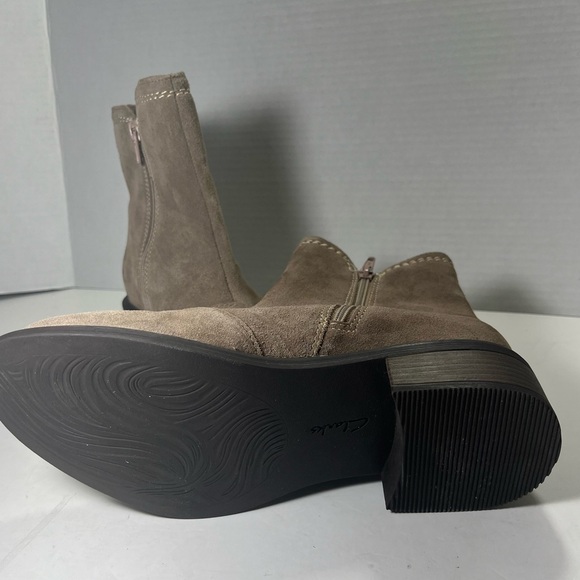 Clarks Maye Zip Boots - Suede (For Women - Picture 12 of 14